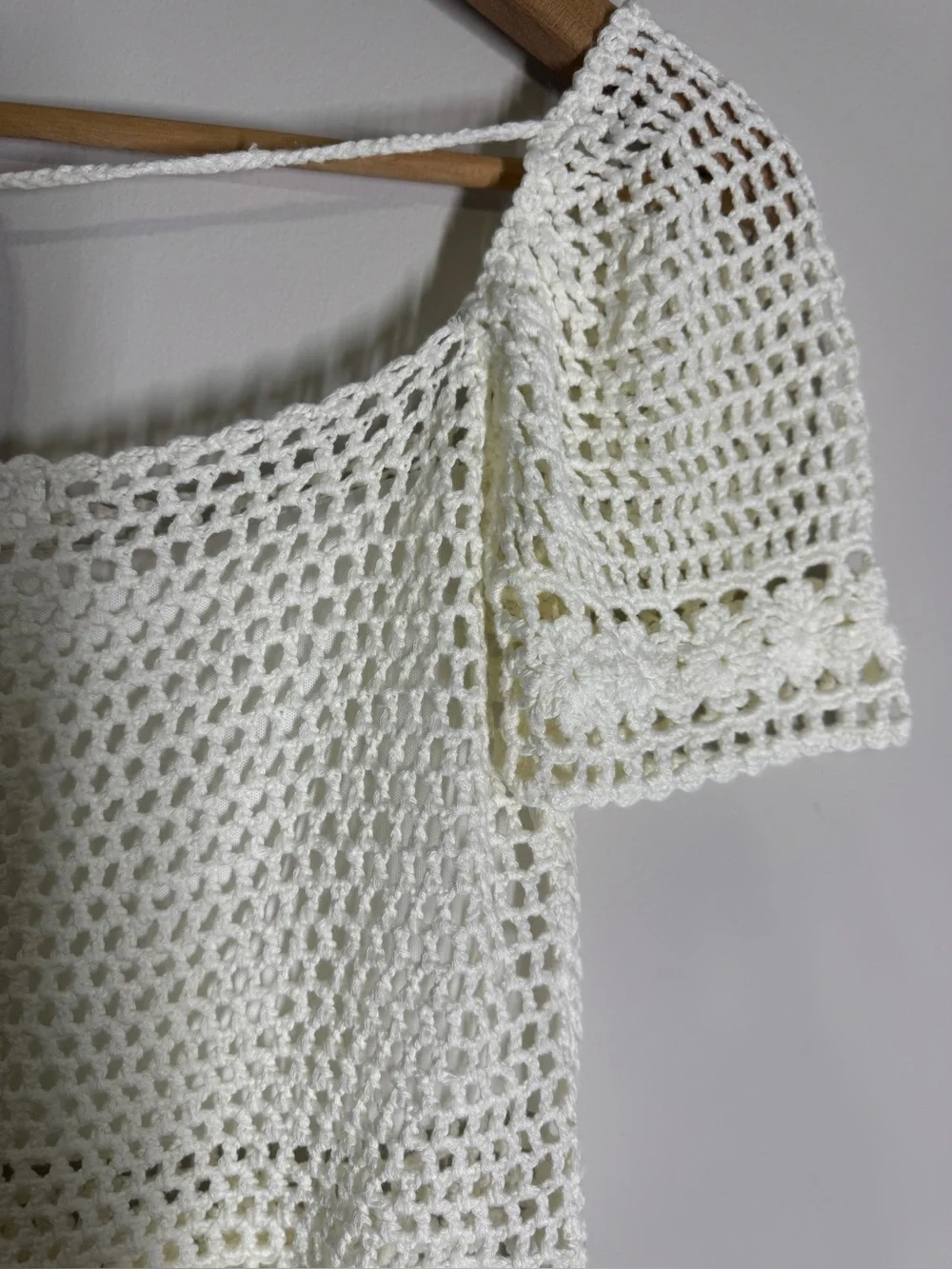 Revolve Superdown Imani Crochet Crop Top Off-White Knit Short Sleeve Sz. S - Picture 5 of 8